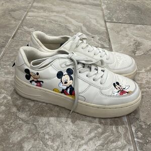 Zara Women’s‎ Cream Disney Mickey Mouse Sneaker Shoes Size US 7.5 EU 38